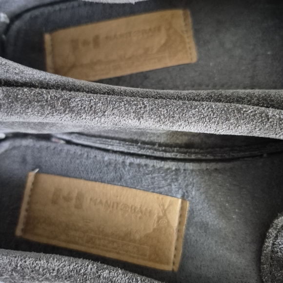 Manitobah Mukluks Suede Beaded Grey Moccasins Vibram Heel Ladies 5 - Picture 6 of 6